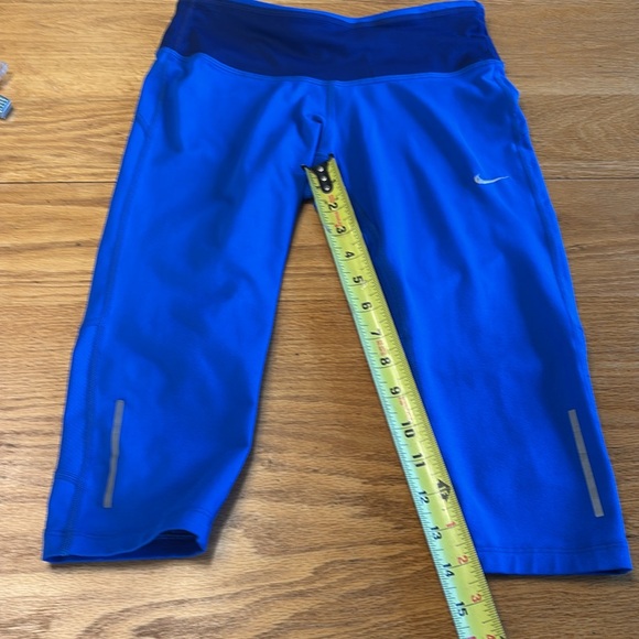 Nike Girls Running Tights. - Picture 10 of 10